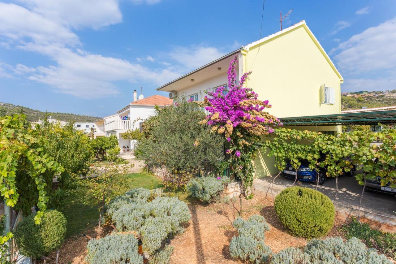 Seaside Holiday House Poljica, Trogir - 5161 Marina Buitenkant foto