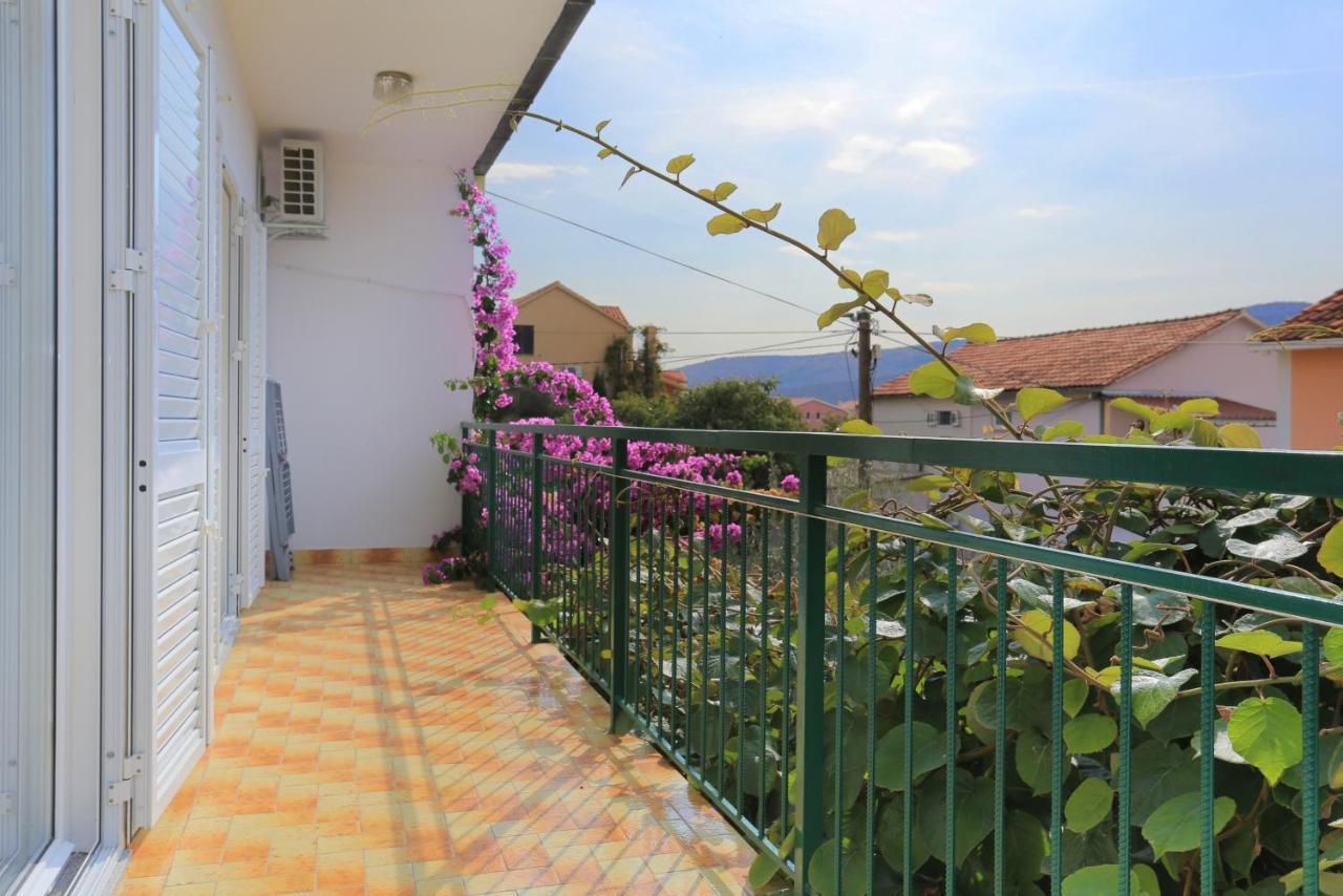 Seaside Holiday House Poljica, Trogir - 5161 Marina Buitenkant foto