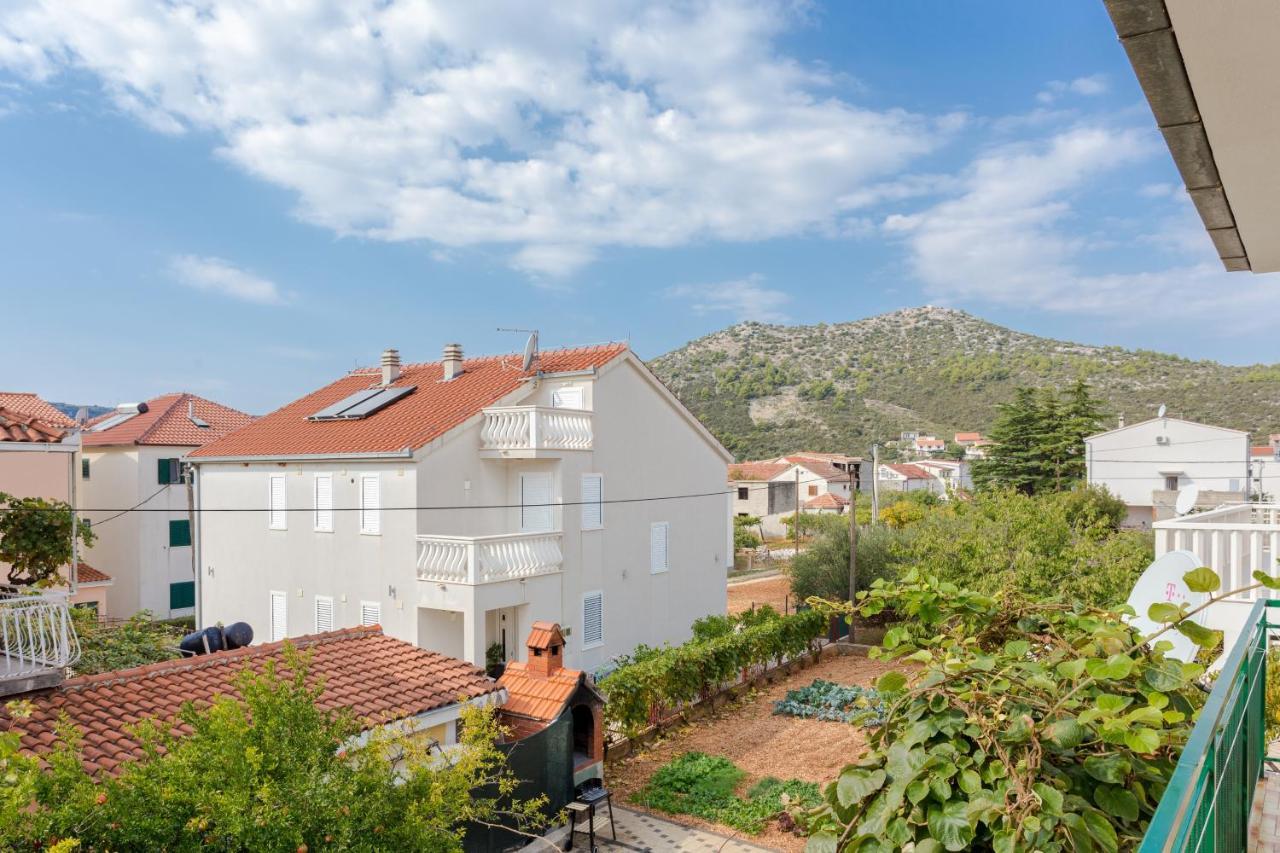 Seaside Holiday House Poljica, Trogir - 5161 Marina Buitenkant foto