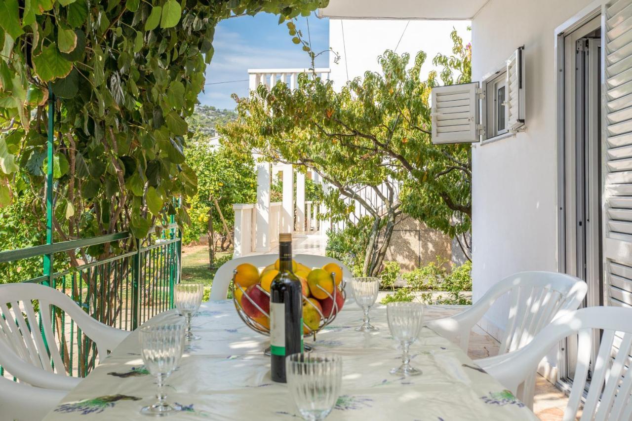 Seaside Holiday House Poljica, Trogir - 5161 Marina Buitenkant foto